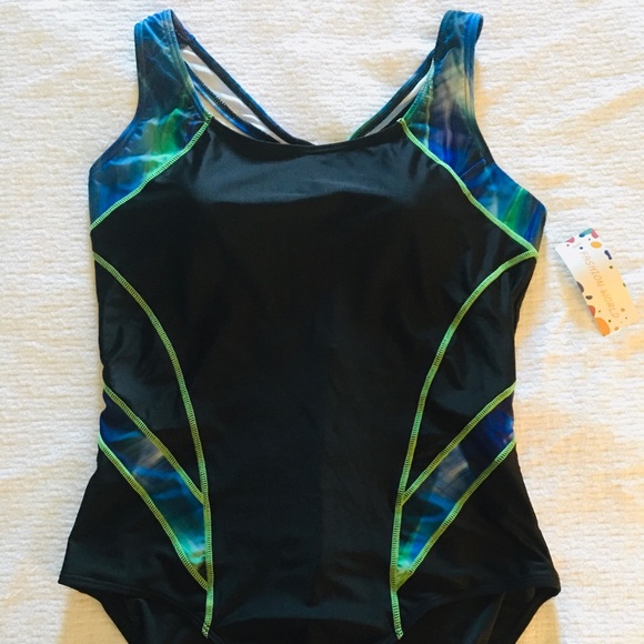 Racer back Sports Swimsuit - Picture 1 of 3